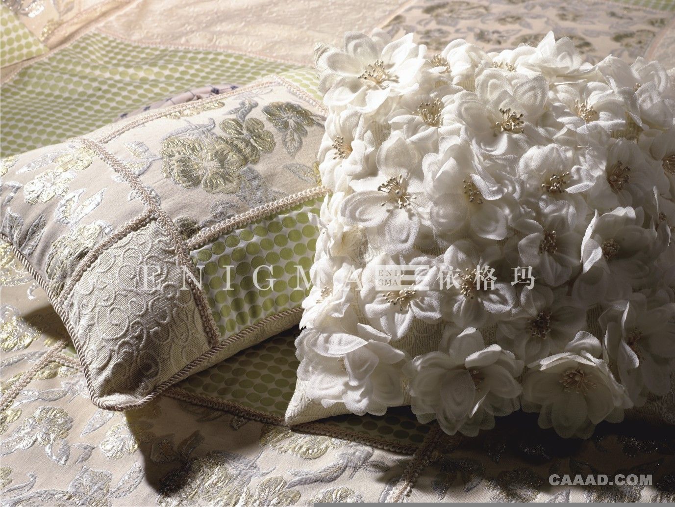 依格玛抱枕-安琪儿白